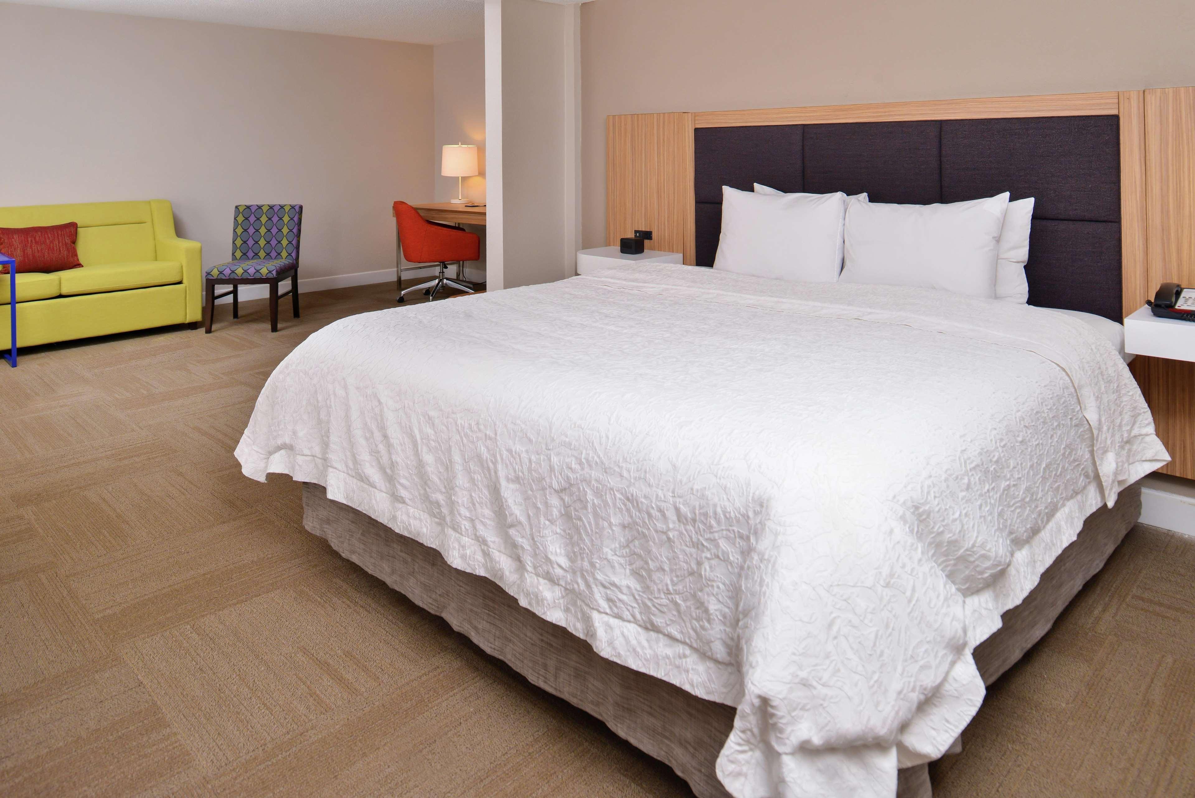 Hampton Inn Greensboro East / Mcleansville Eksteriør billede