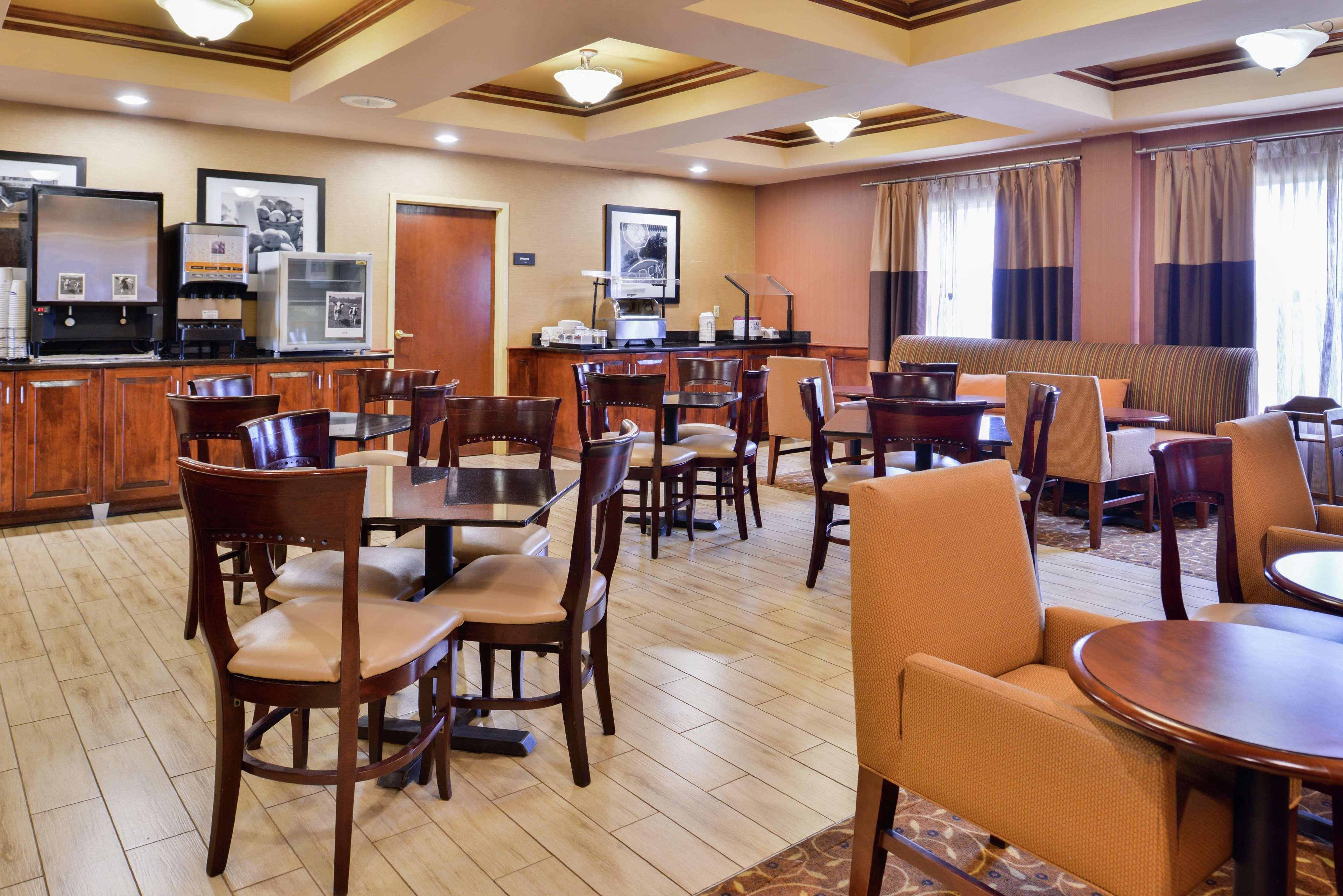Hampton Inn Greensboro East / Mcleansville Eksteriør billede