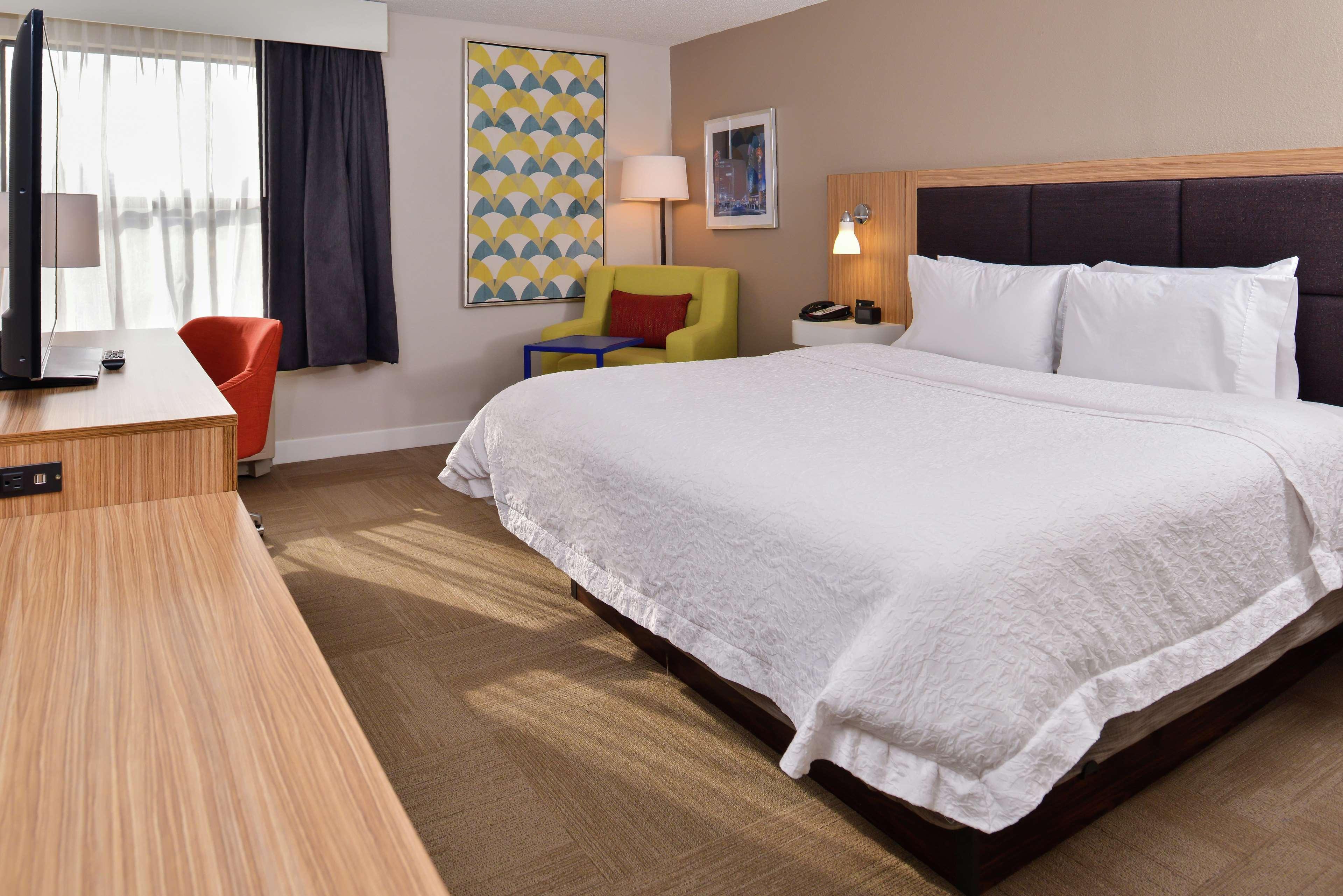 Hampton Inn Greensboro East / Mcleansville Eksteriør billede