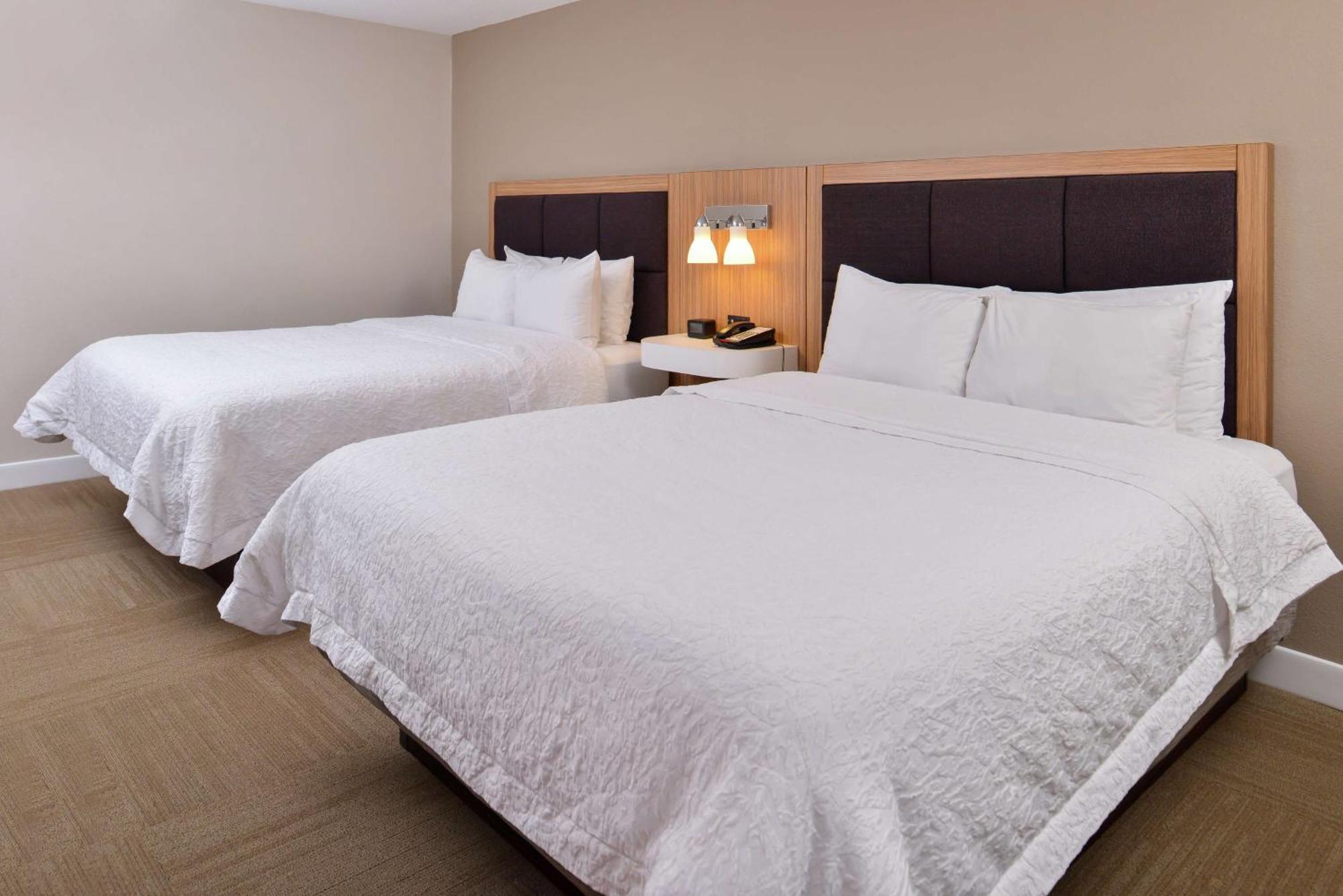 Hampton Inn Greensboro East / Mcleansville Eksteriør billede
